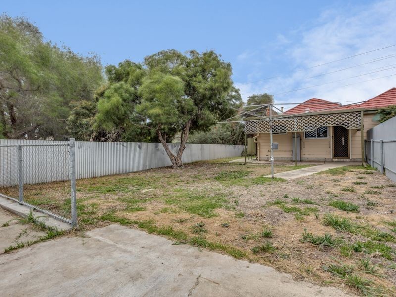 105 & 107 Mead Street, Peterhead SA 5016