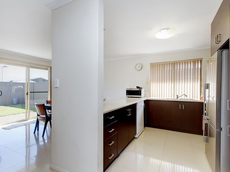 16 Yellow Gum Avenue, Athol Park SA 5012