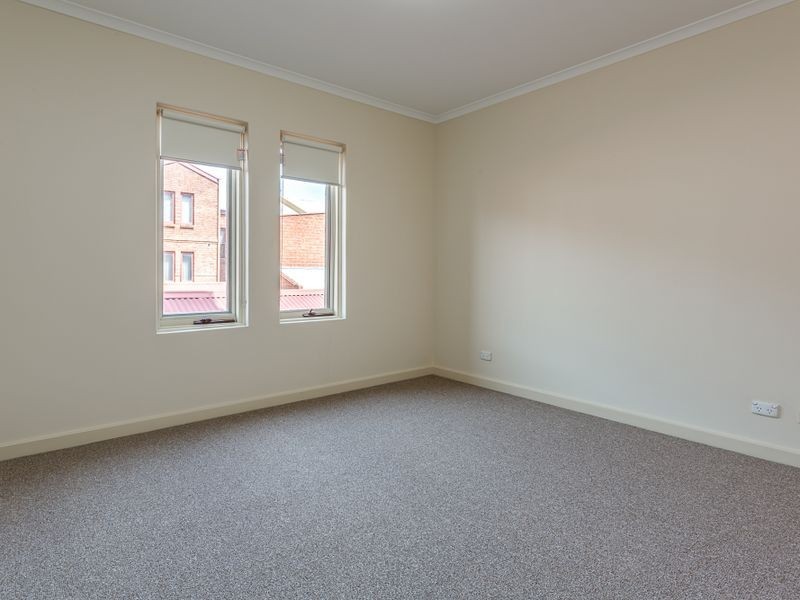 6/11 Royal Place, Adelaide SA 5000