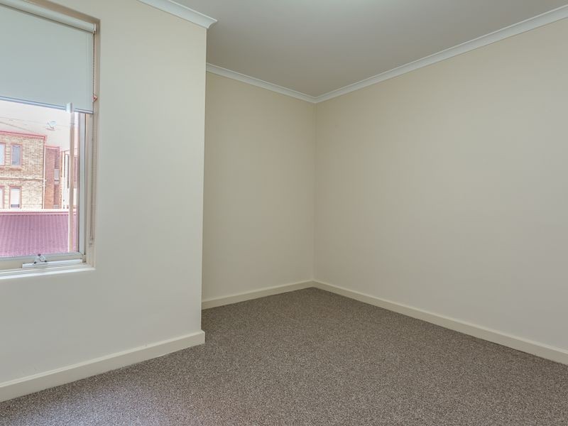 6/11 Royal Place, Adelaide SA 5000