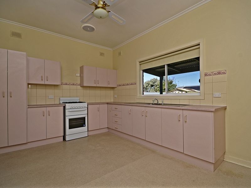 4 Camilla Avenue, Osborne SA 5017