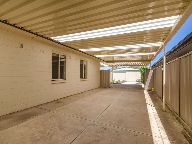 68 Fleming Crescent, Mansfield Park SA 5012