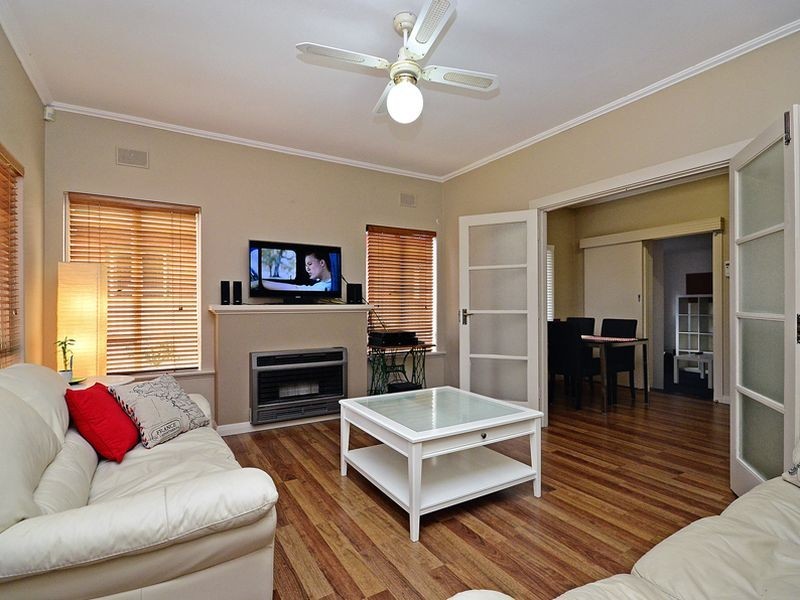 11 Fortrose Avenue, Seaton SA 5023