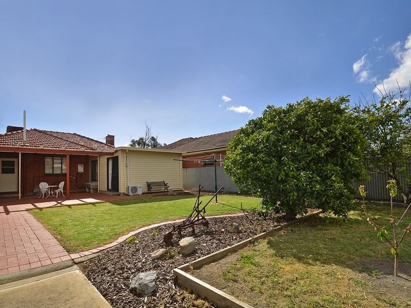 11 Fortrose Avenue, Seaton SA 5023