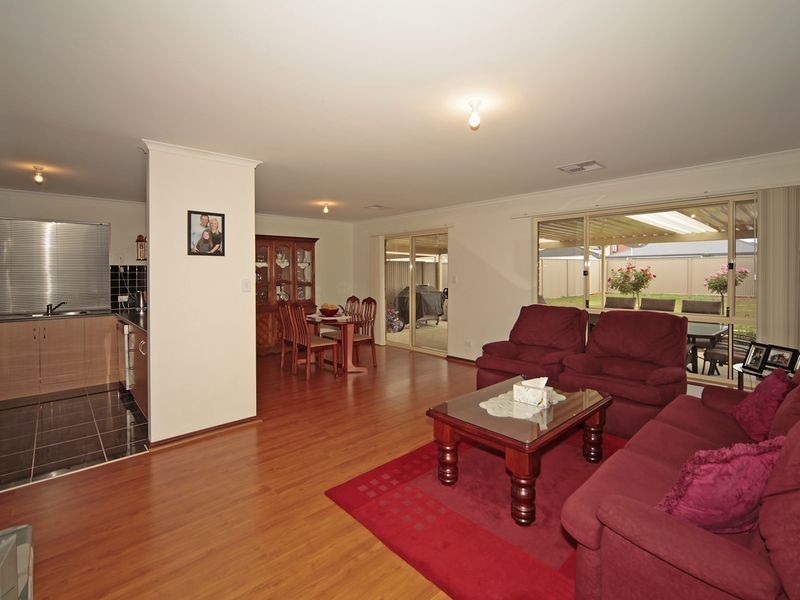 19 Kent Street, Mansfield Park SA 5012