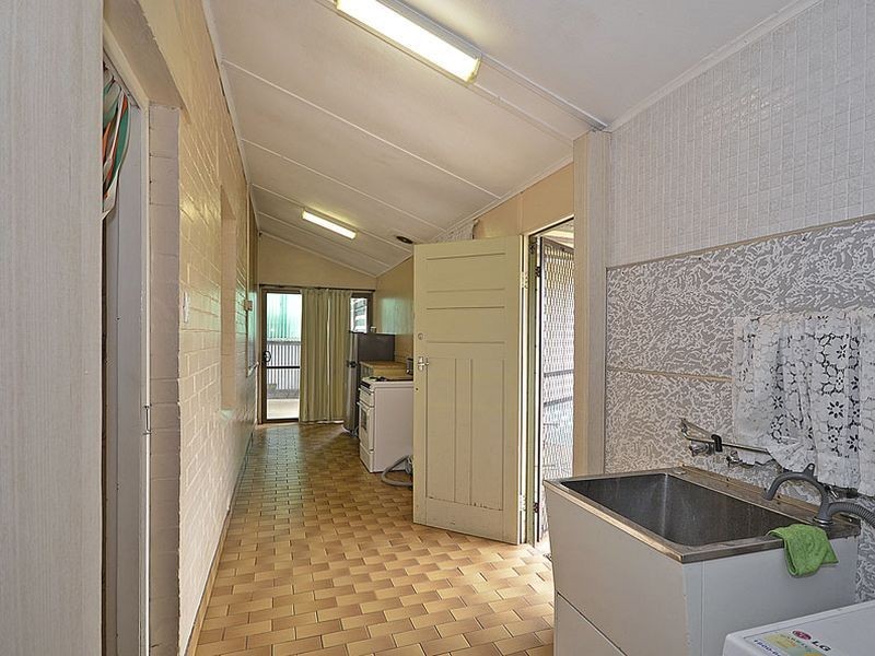 3 Lister Crescent, Woodville South SA 5011
