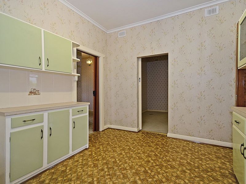 3 Lister Crescent, Woodville South SA 5011