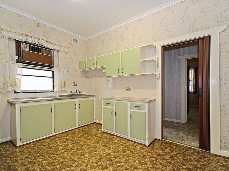 3 Lister Crescent, Woodville South SA 5011