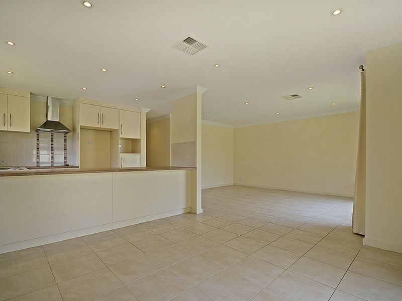 13 The Boulevard, Parafield Gardens SA 5107