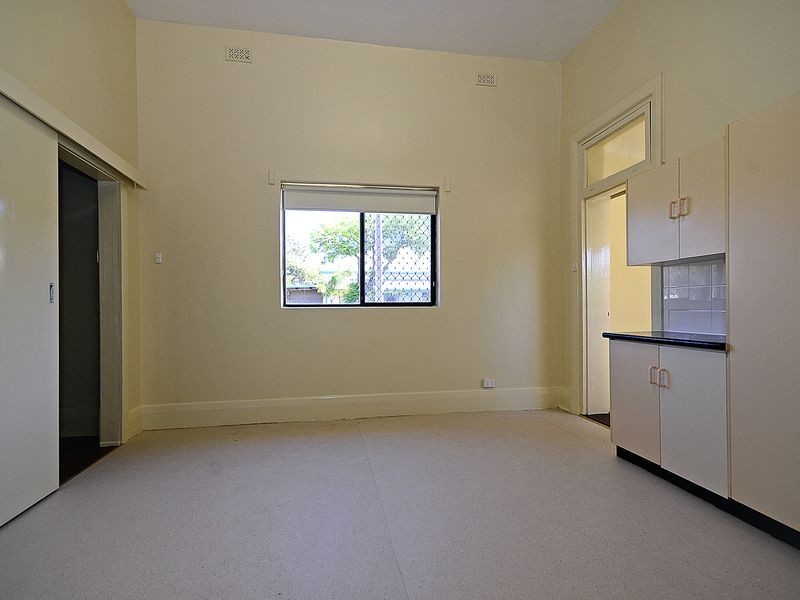 82 Roberts Street, Birkenhead SA 5015