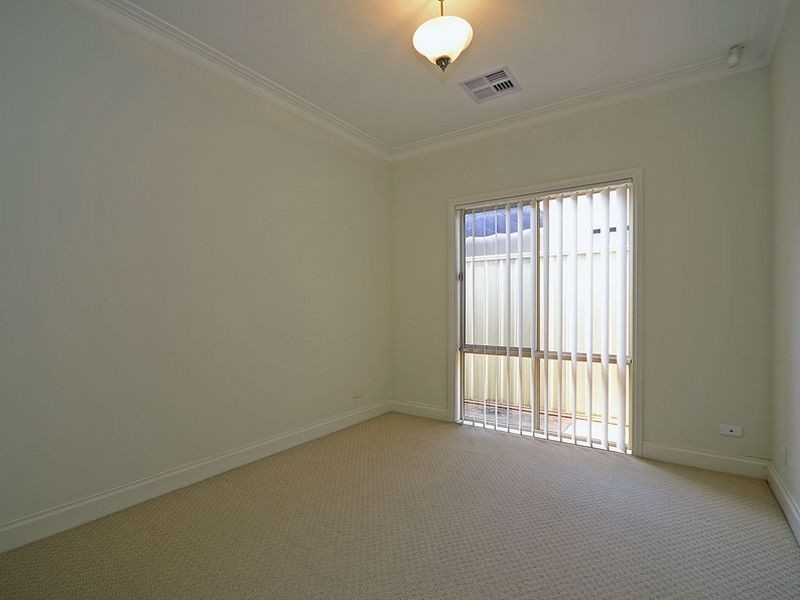 10 Dora Avenue, Seaton SA 5023