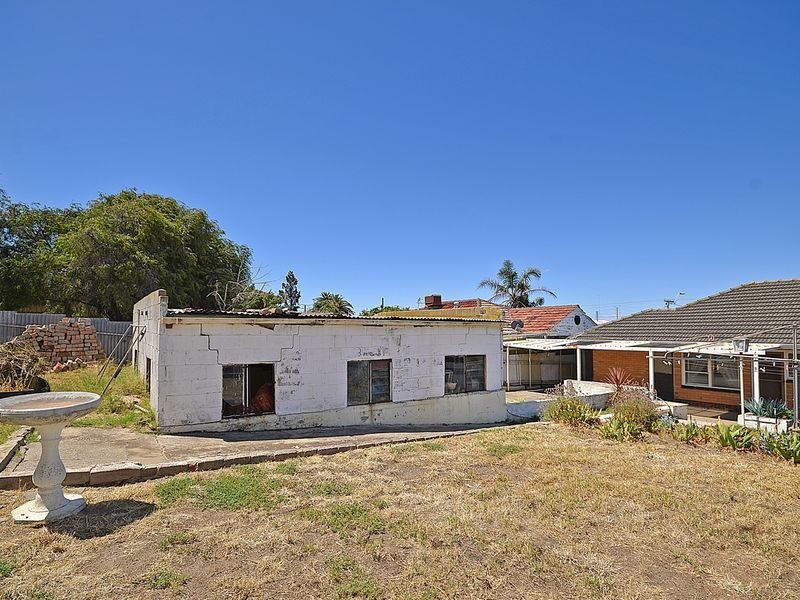 329 Military Road, Semaphore Park SA 5019