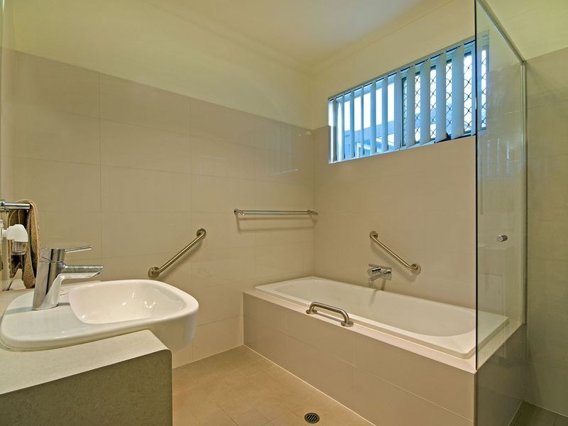 6 Lawton Lane, Woodville West SA 5011