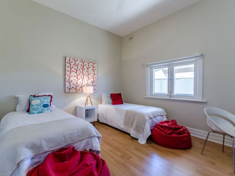 6 Fifth Avenue, Cheltenham SA 5014