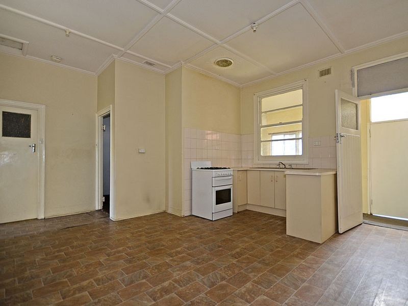 3 Fifth Street, Brompton SA 5007