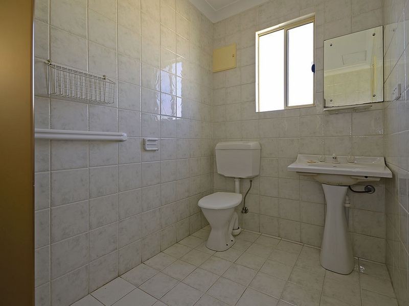 1A Thain Avenue, Findon SA 5023