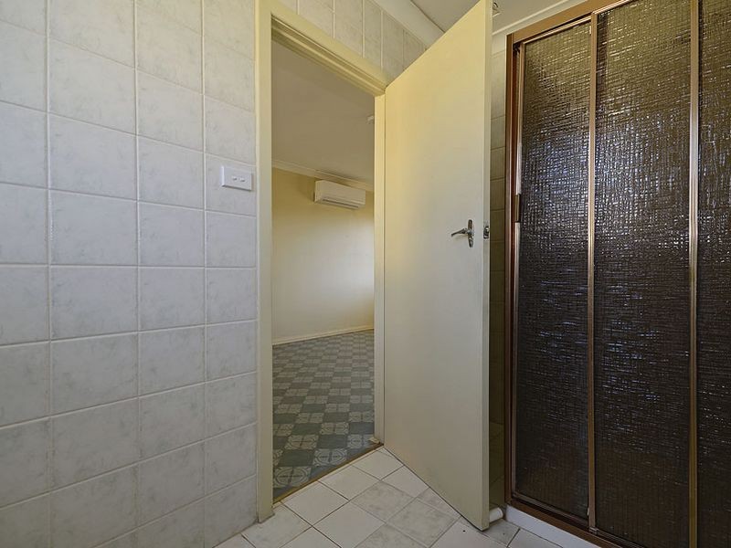 1A Thain Avenue, Findon SA 5023