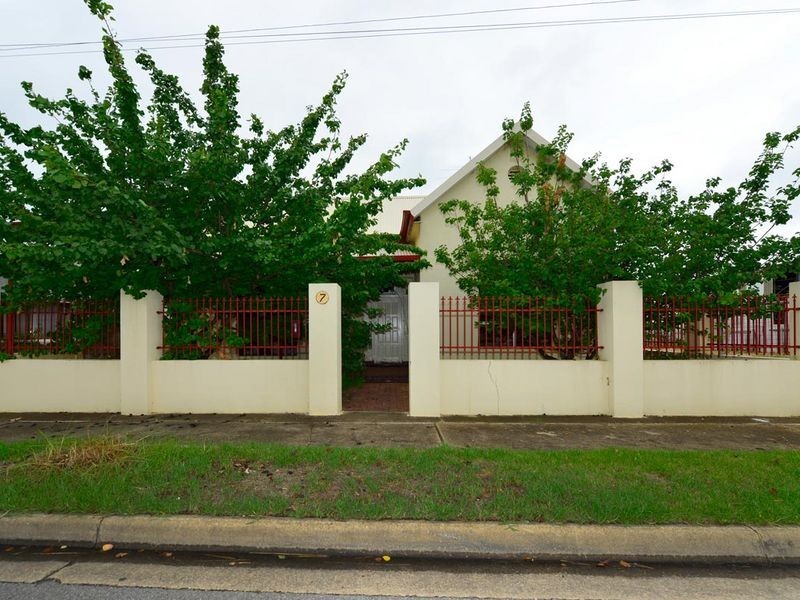 7 Burwood Avenue, Woodville North SA 5012