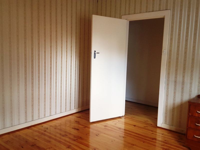 32 First Avenue, Woodville Gardens SA 5012