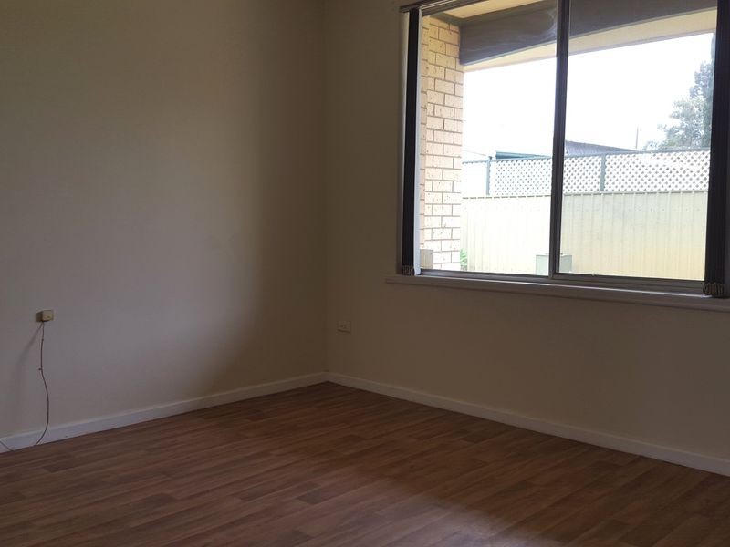 2/11 Enid Avenue, Osborne SA 5017