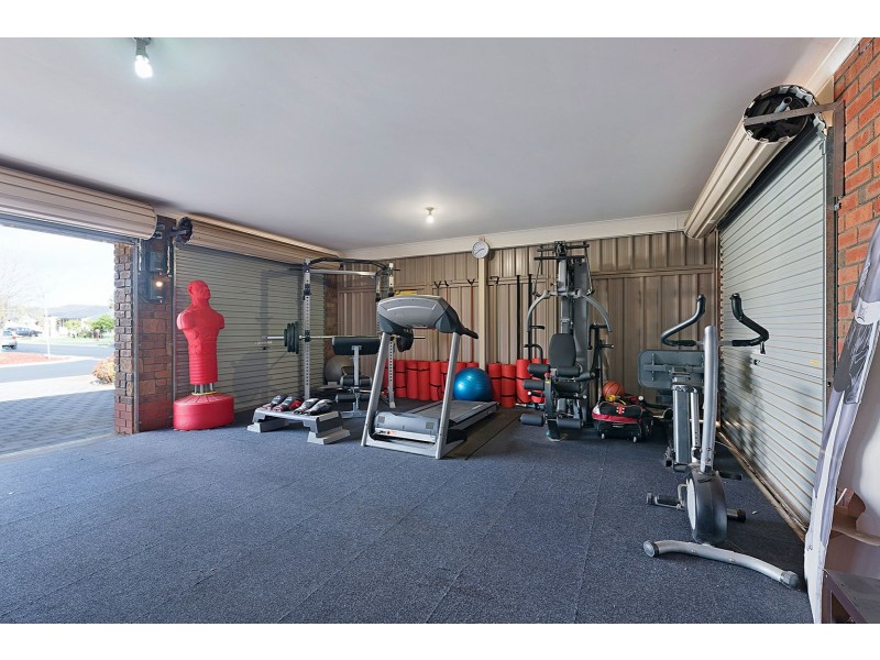 12 Carmine Court, Parafield Gardens SA 5107