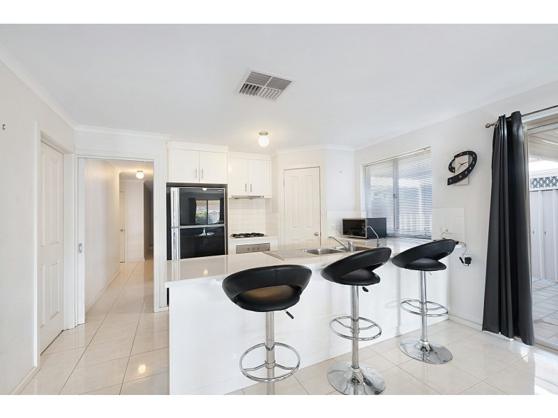 12 Carmine Court, Parafield Gardens SA 5107