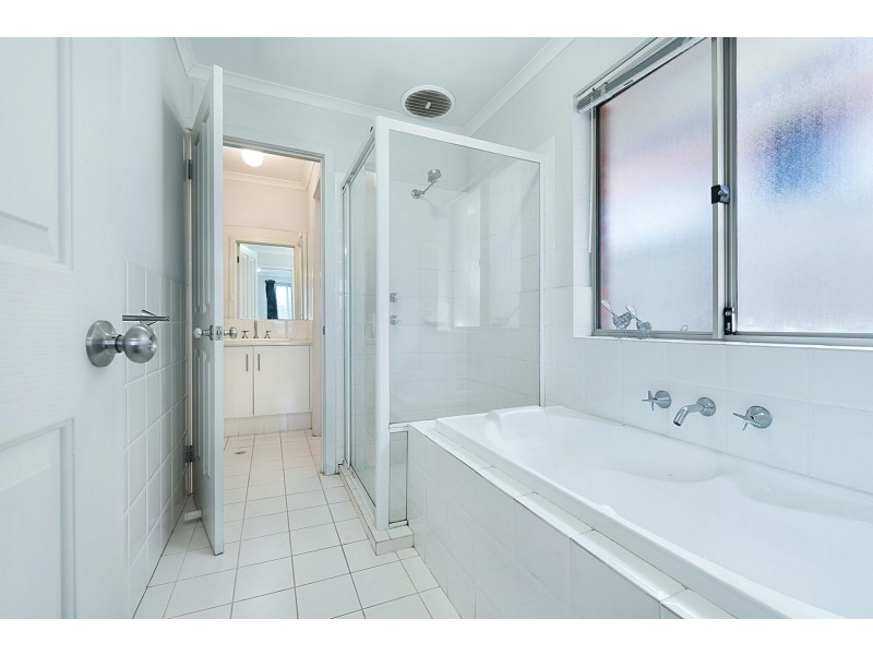 12 Carmine Court, Parafield Gardens SA 5107