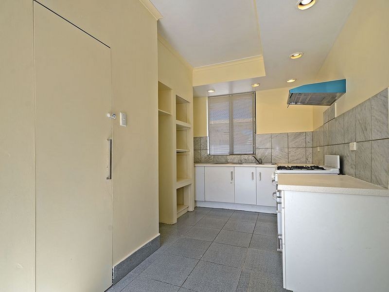 32 Second Avenue, Woodville Gardens SA 5012