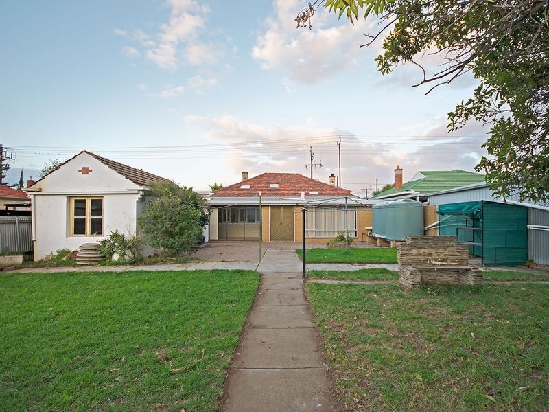 12 Findon Road, Woodville West SA 5011