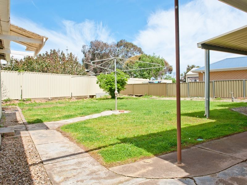 3 Redward Avenue, Greenacres SA 5086