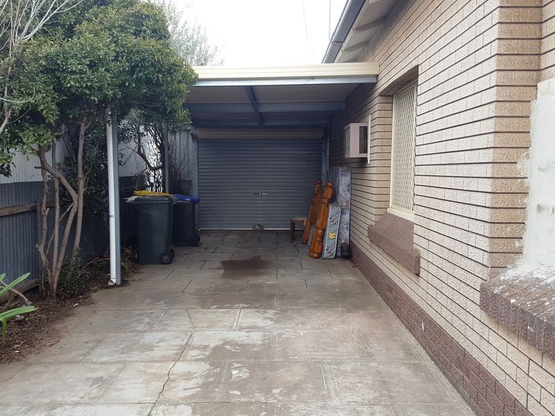 10 Price Avenue, Pennington SA 5013