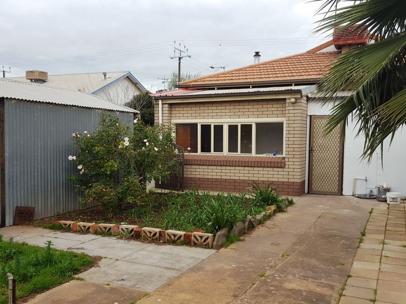 10 Price Avenue, Pennington SA 5013