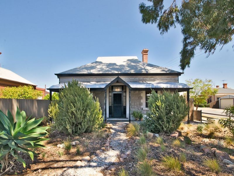 31 Tewkesbury Street, Cheltenham SA 5014