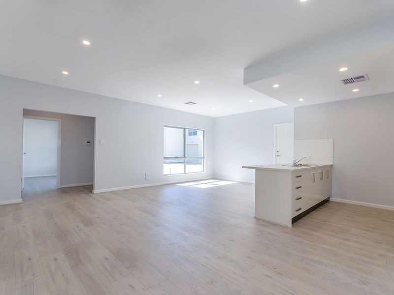 19C Seaton Terrace, Seaton SA 5023