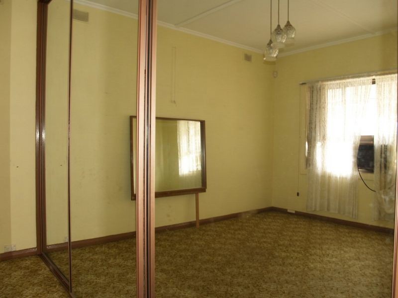 32 Talbot Road, Croydon Park SA 5008