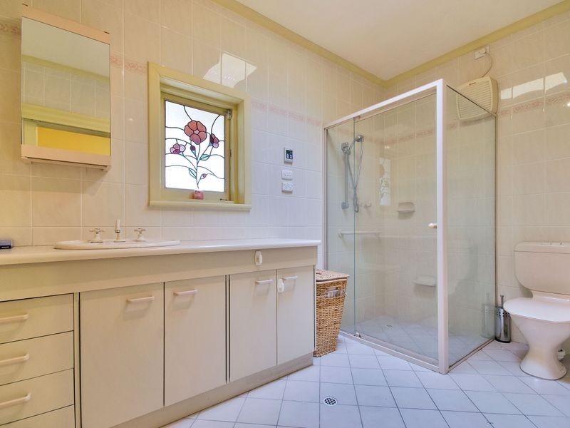 11 Kelmscott Street, Rosewater SA 5013