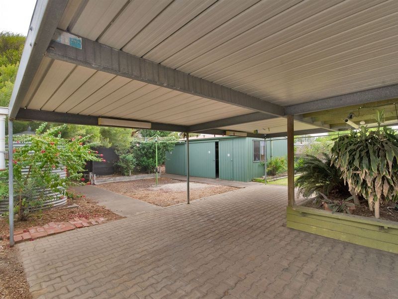 11 Kelmscott Street, Rosewater SA 5013