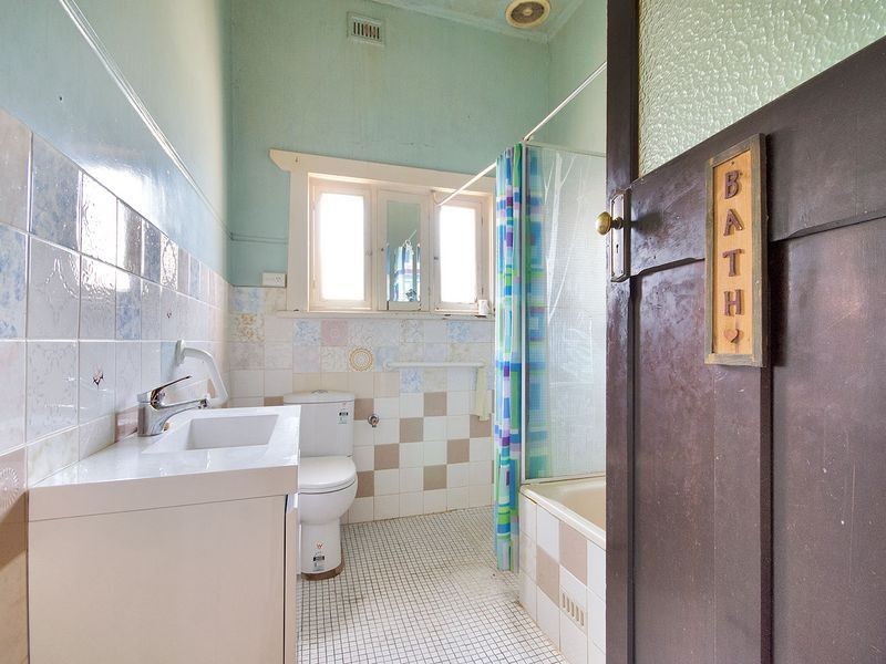 22 Fifth Avenue, Cheltenham SA 5014