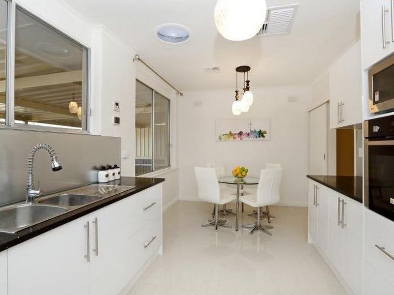 5 Shropshire Avenue, Hillcrest SA 5086