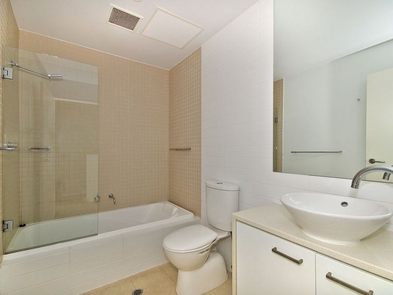 7 Yeltu Court, New Port SA 5015