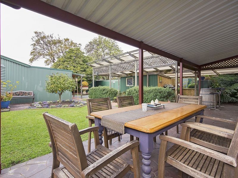 14 Third Avenue, Cheltenham SA 5014