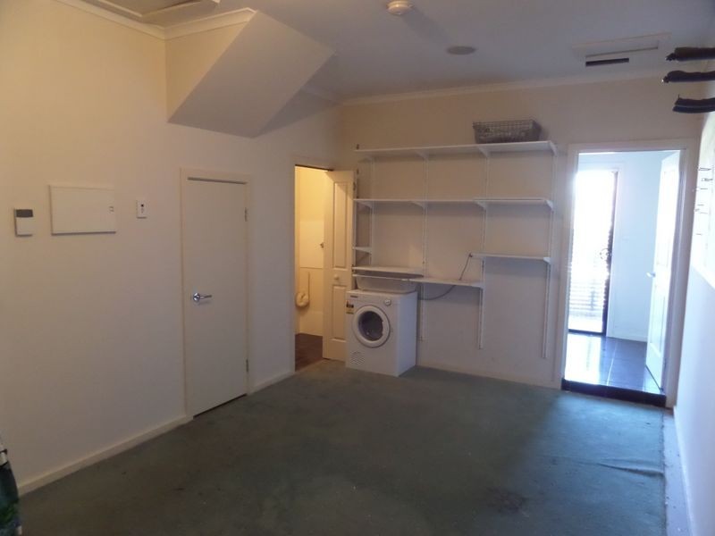 1/17 Euston Walk, Mawson Lakes SA 5095