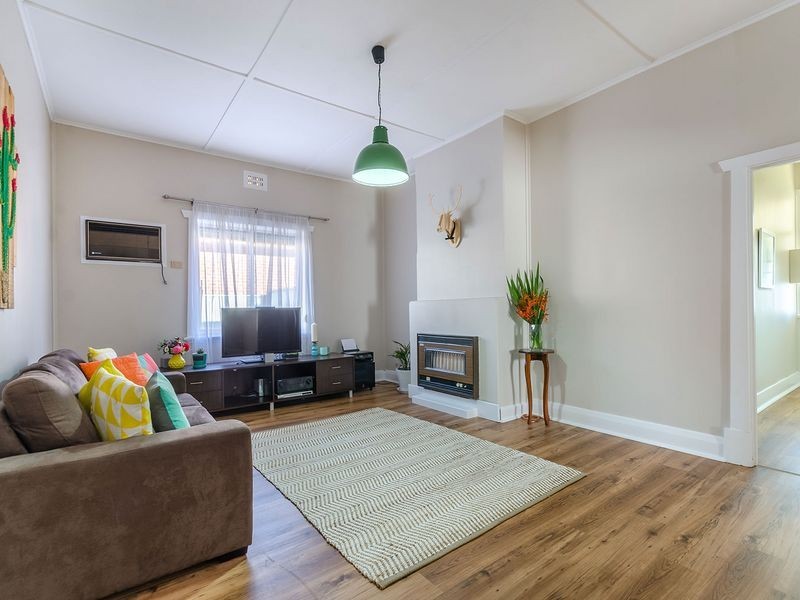 8 First Avenue, Cheltenham SA 5014