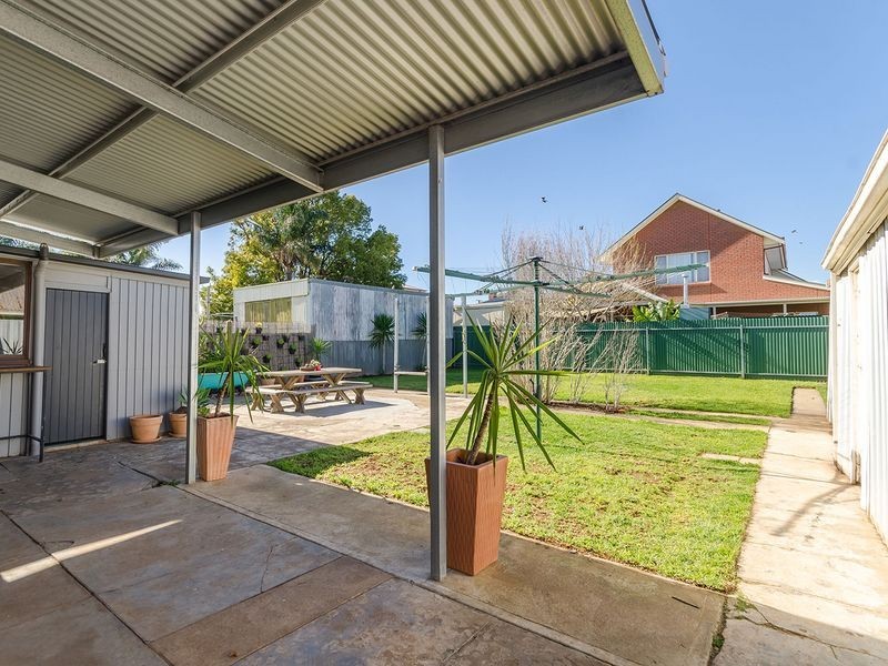 8 First Avenue, Cheltenham SA 5014