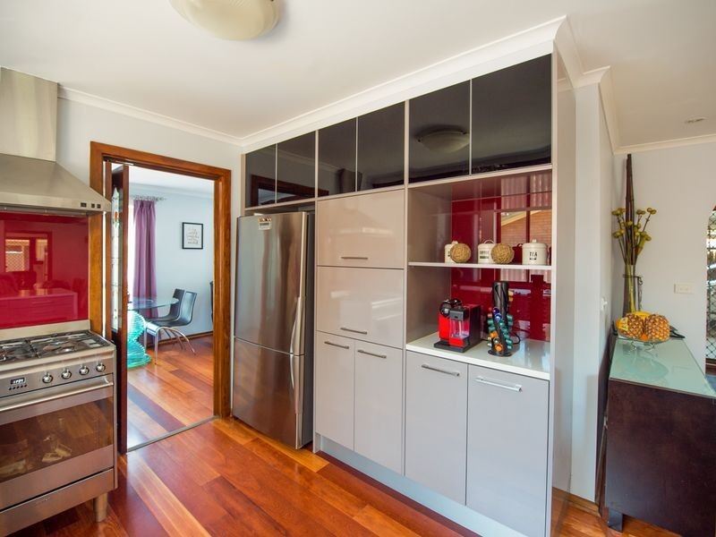 1 Chusan Court, North Haven SA 5018