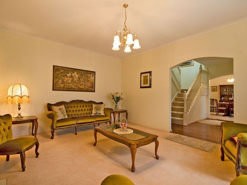 12 Farming Crescent, Hallett Cove SA 5158