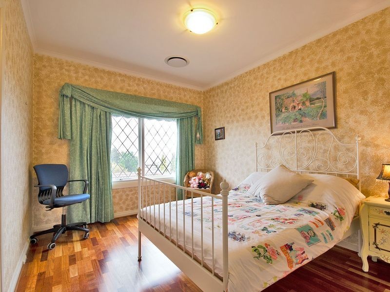 12 Farming Crescent, Hallett Cove SA 5158