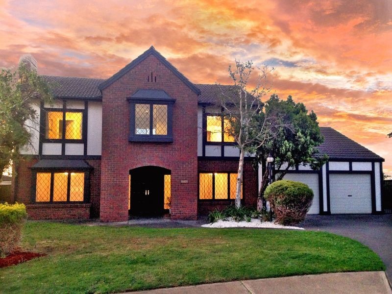 12 Farming Crescent, Hallett Cove SA 5158