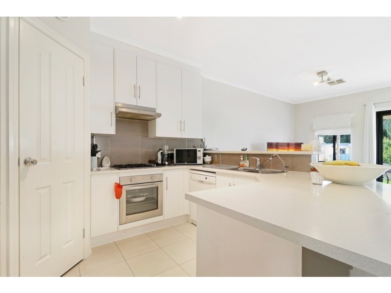 5 Bernard Street, Findon SA 5023