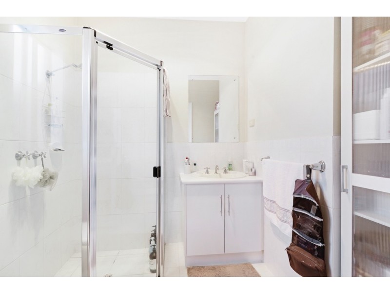 5 Bernard Street, Findon SA 5023